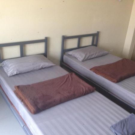 Hotel Kim Casa à Nakhon Sawan Chambre photo